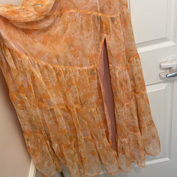 ASTR DRESS - Picture 3 of 4